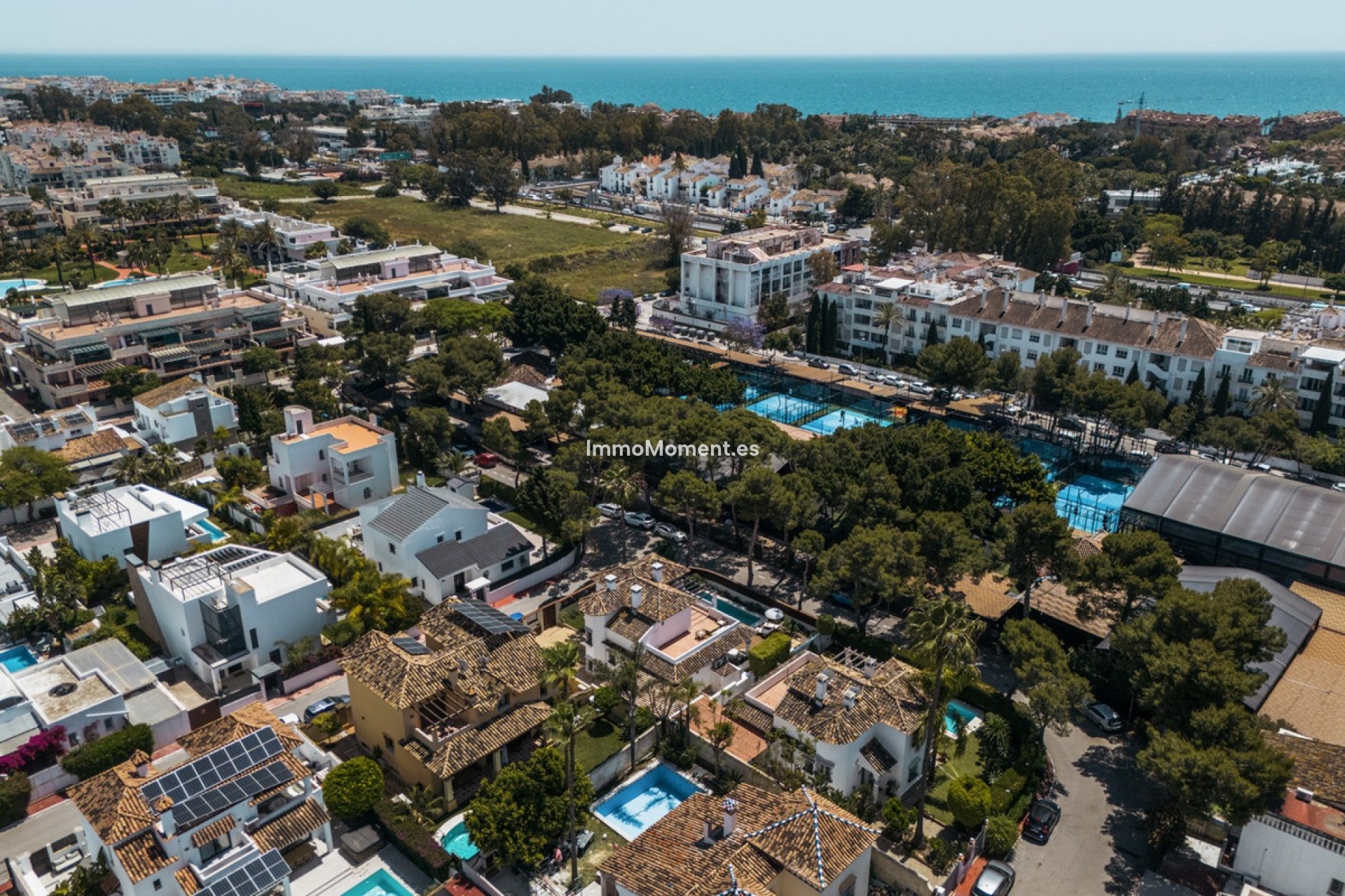 Resale - Detached villa - Marbella - Nueva Andalucía