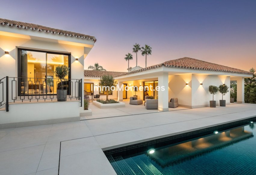 Resale - Detached villa - Marbella - Nueva Andalucía