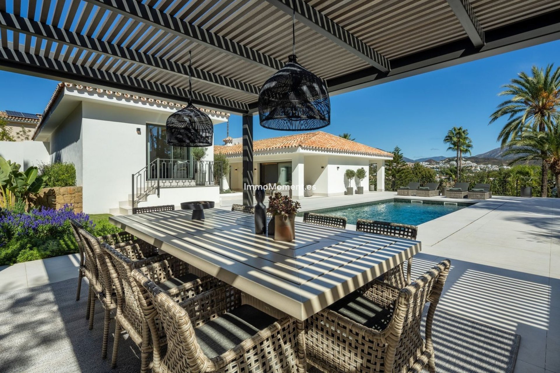 Resale - Detached villa - Marbella - Nueva Andalucía