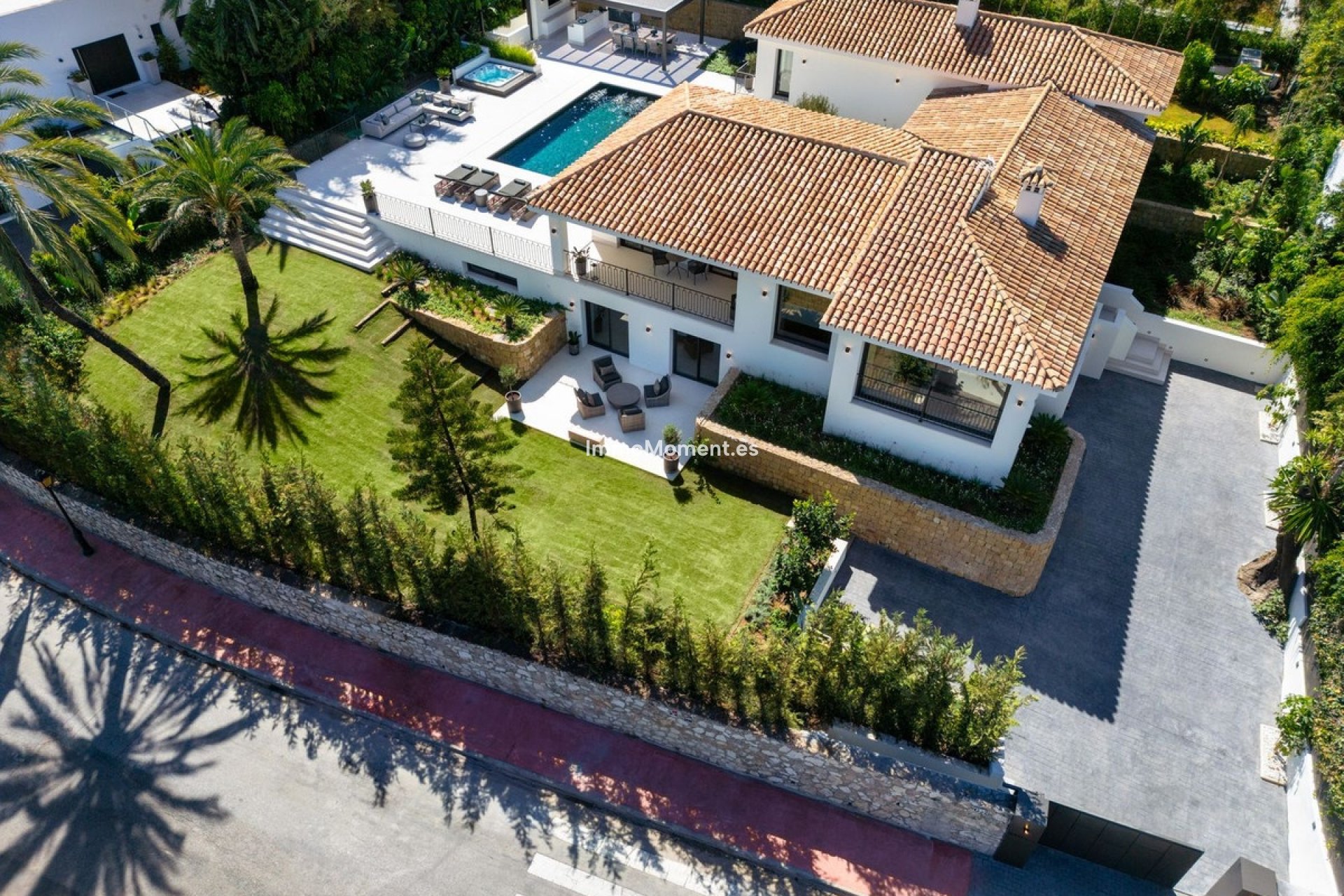 Resale - Detached villa - Marbella - Nueva Andalucía