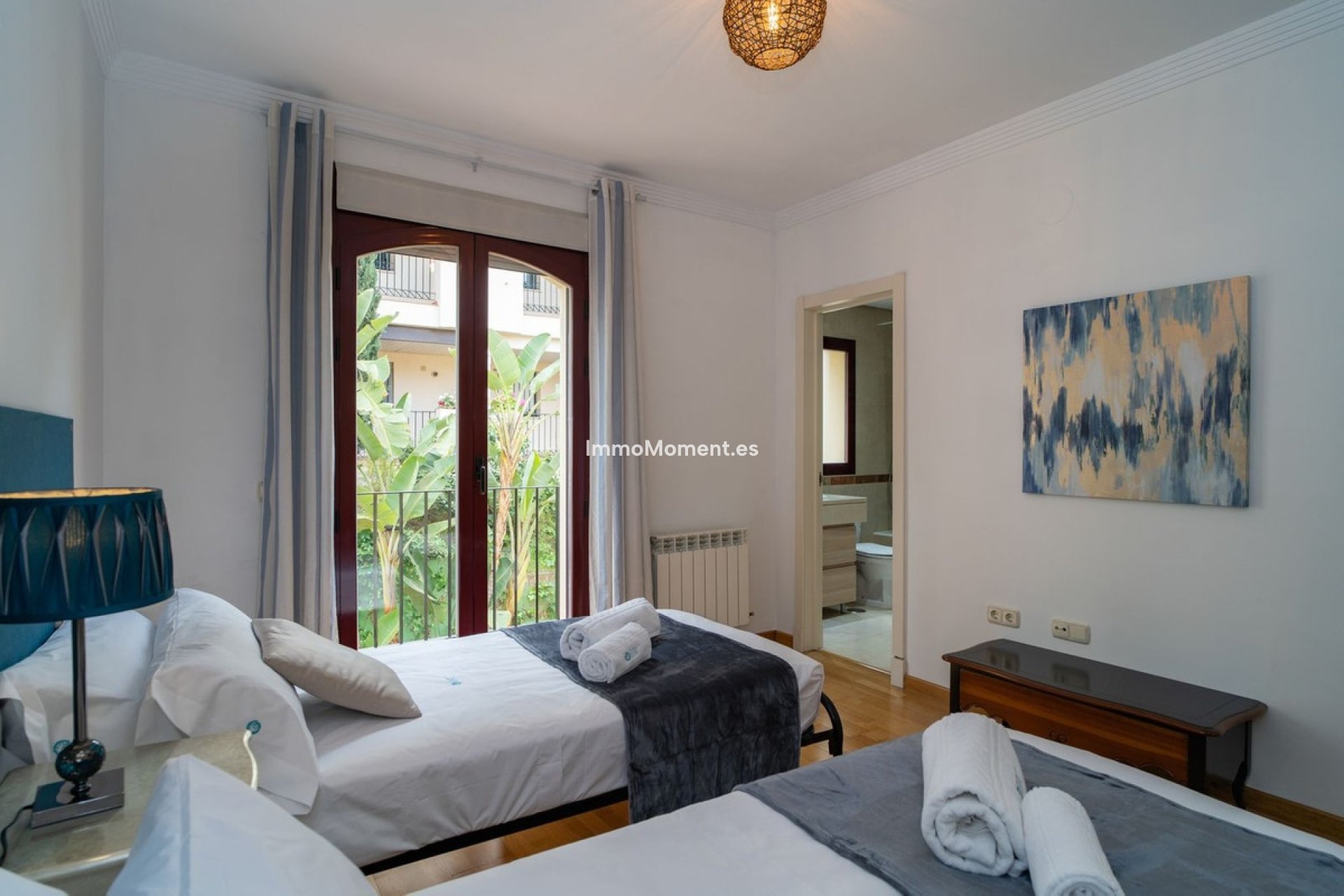 Resale - Detached villa - Marbella - Nueva Andalucía