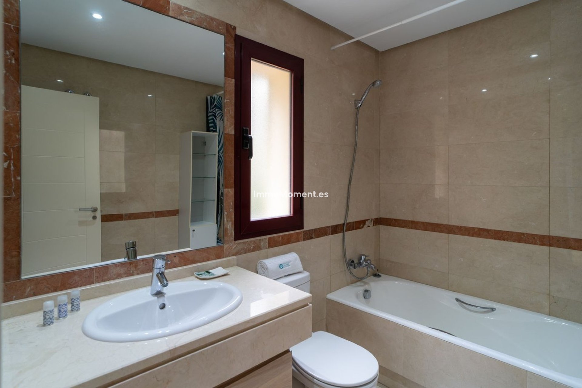 Resale - Detached villa - Marbella - Nueva Andalucía