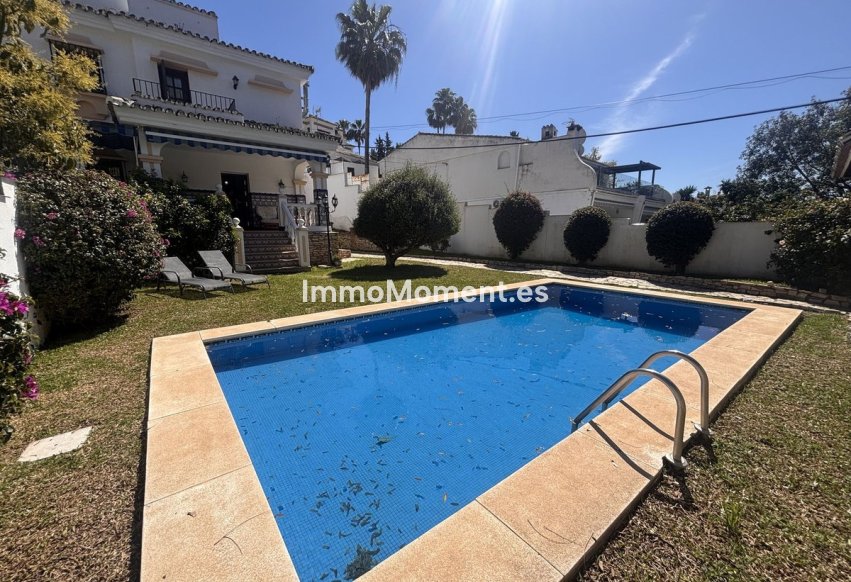 Resale - Detached villa - Marbella - Nueva Andalucía