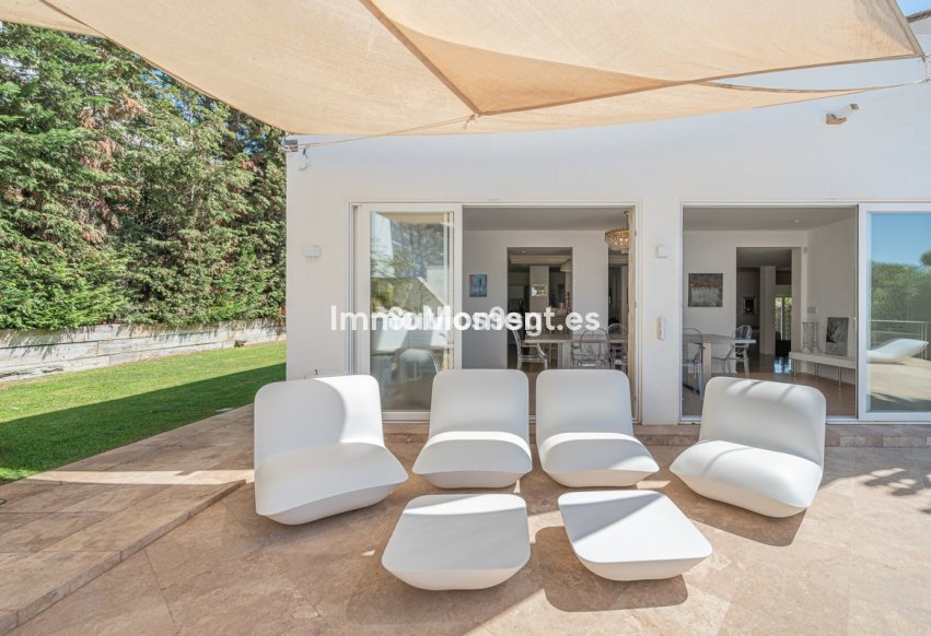 Resale - Detached villa - Marbella - Nueva Andalucía