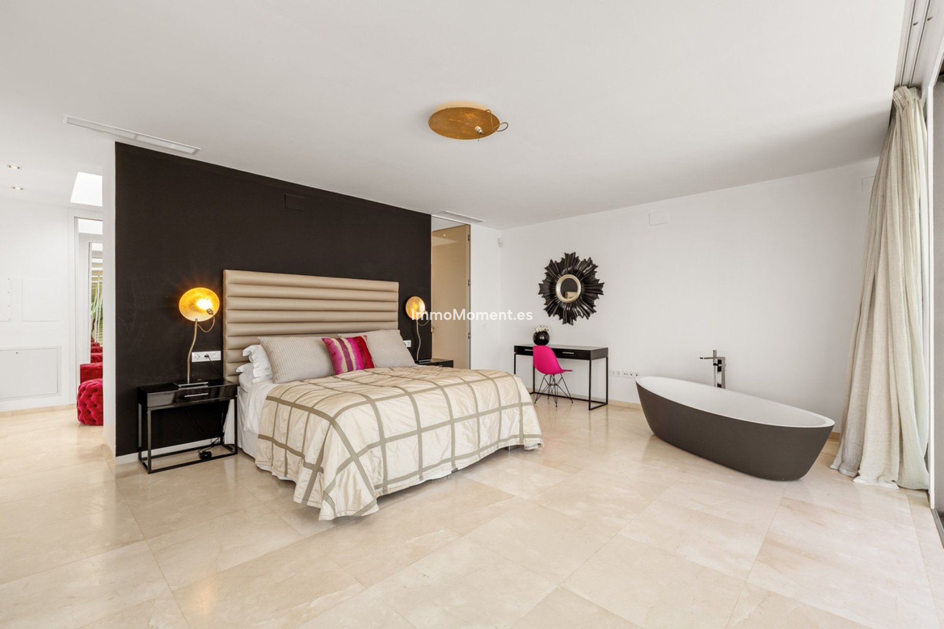 Resale - Detached villa - Marbella - Nueva Andalucía