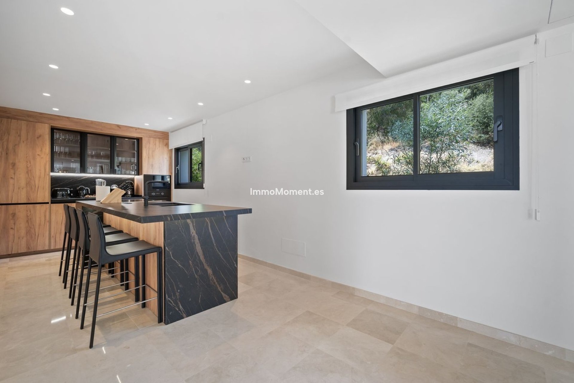 Resale - Detached villa - Marbella - Nueva Andalucía
