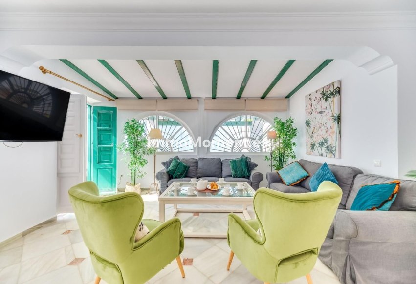 Resale - Detached villa - Marbella - Nueva Andalucía