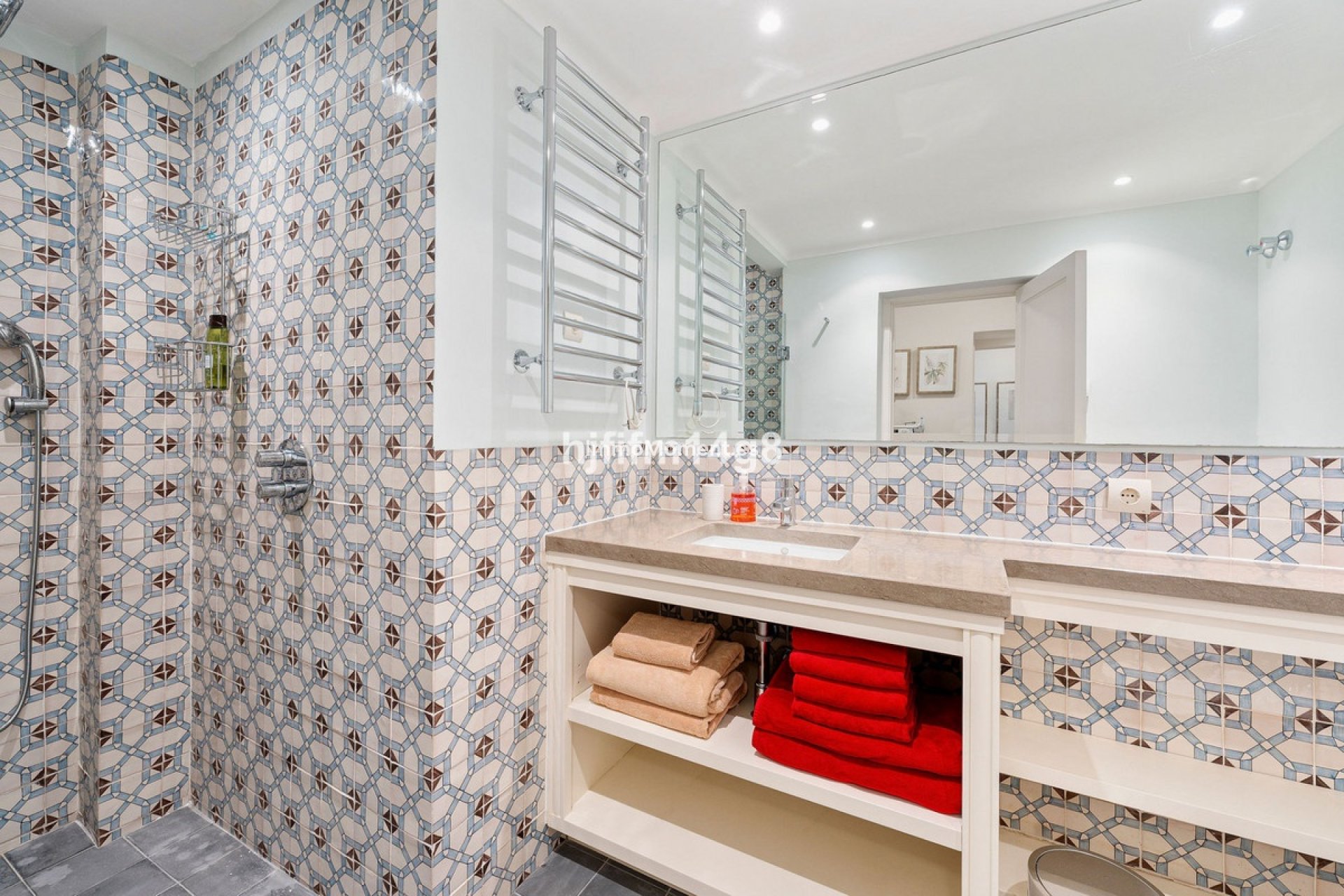 Resale - Detached villa - Marbella - Nueva Andalucía