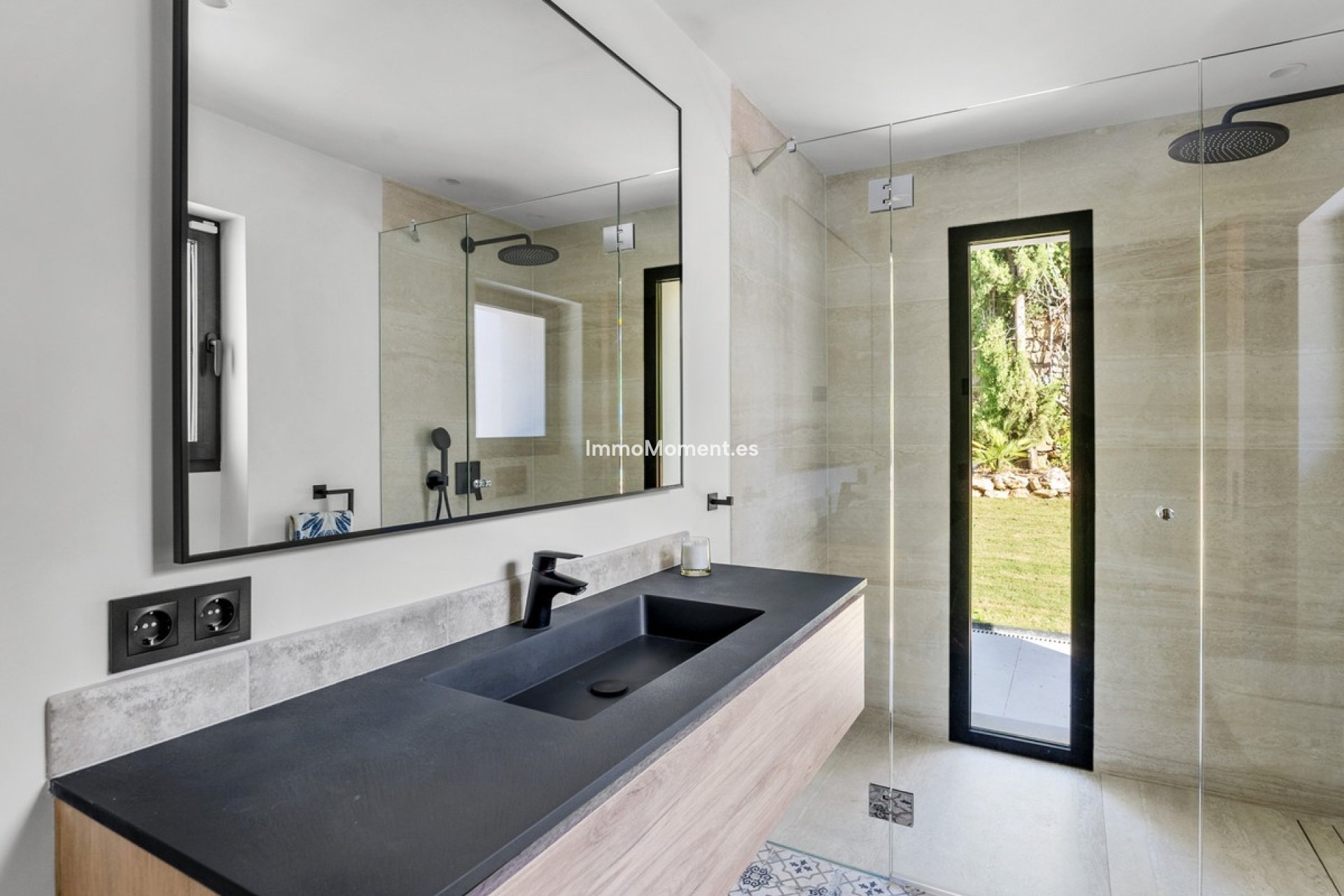 Resale - Detached villa - Marbella - Nueva Andalucía