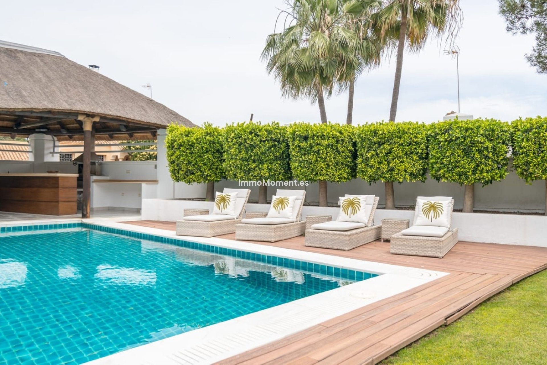 Resale - Detached villa - Marbella - Nueva Andalucía