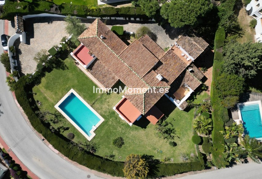 Resale - Detached villa - Marbella - Nueva Andalucía
