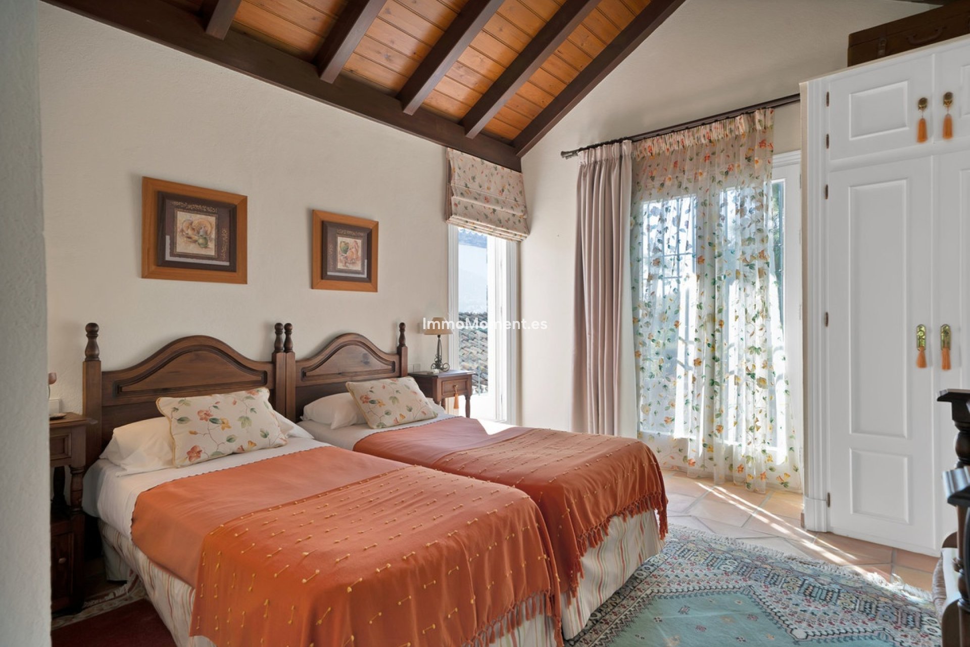 Resale - Detached villa - Marbella - Nueva Andalucía