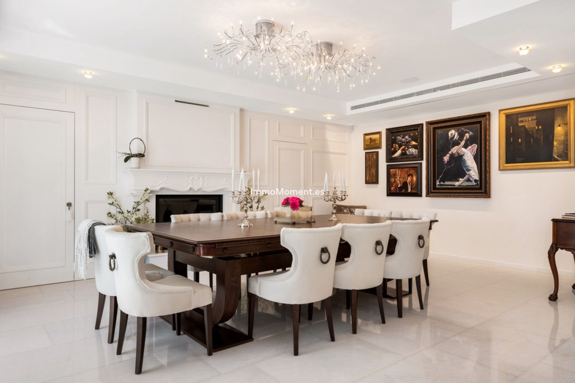 Resale - Detached villa - Marbella - Nueva Andalucía