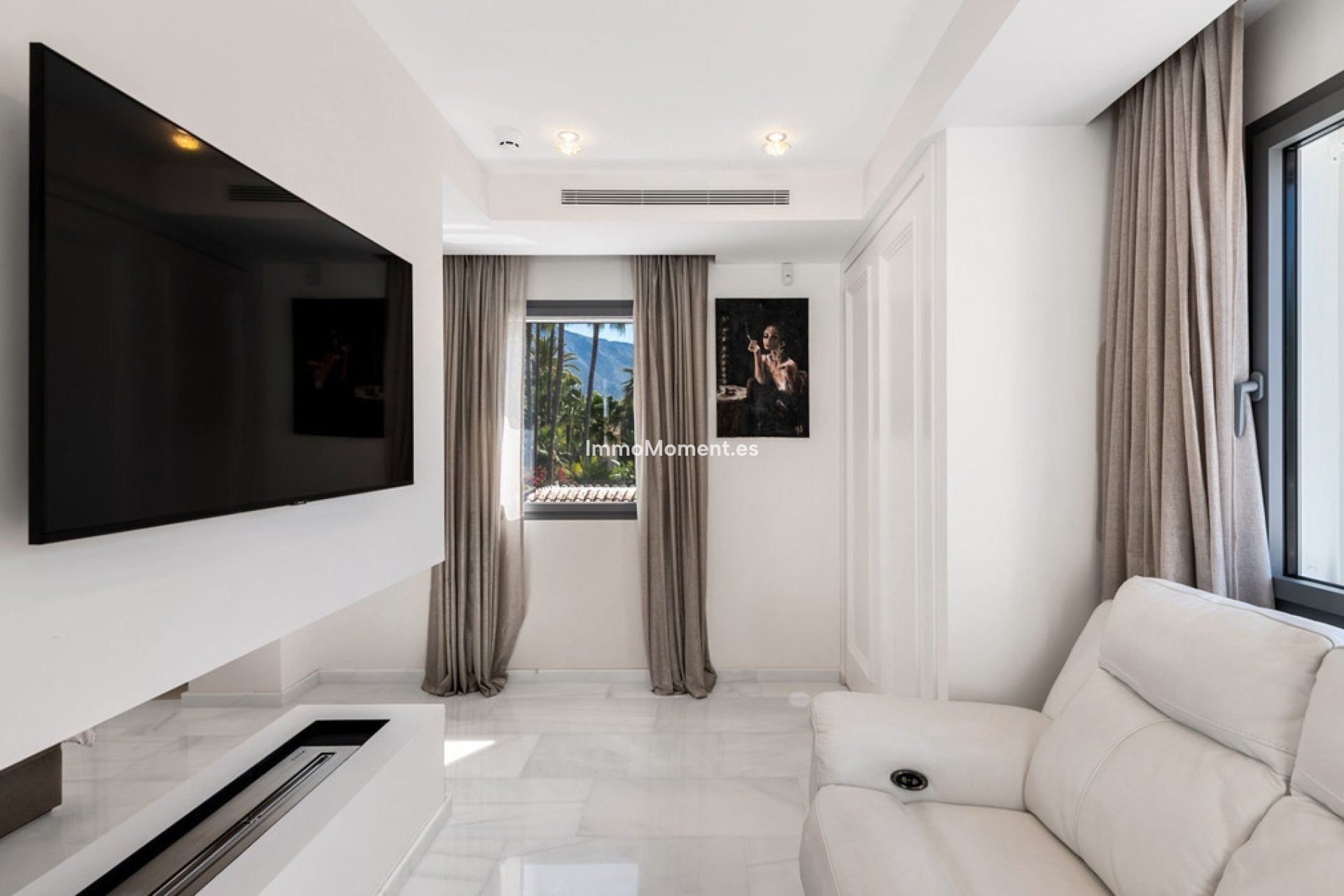 Resale - Detached villa - Marbella - Nueva Andalucía