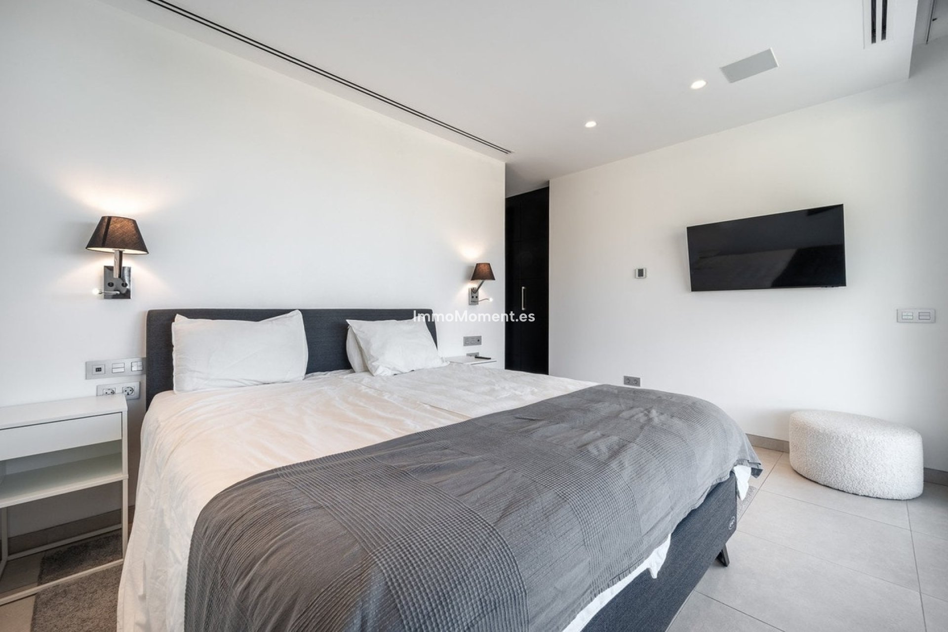 Resale - Detached villa - Marbella - Nueva Andalucía