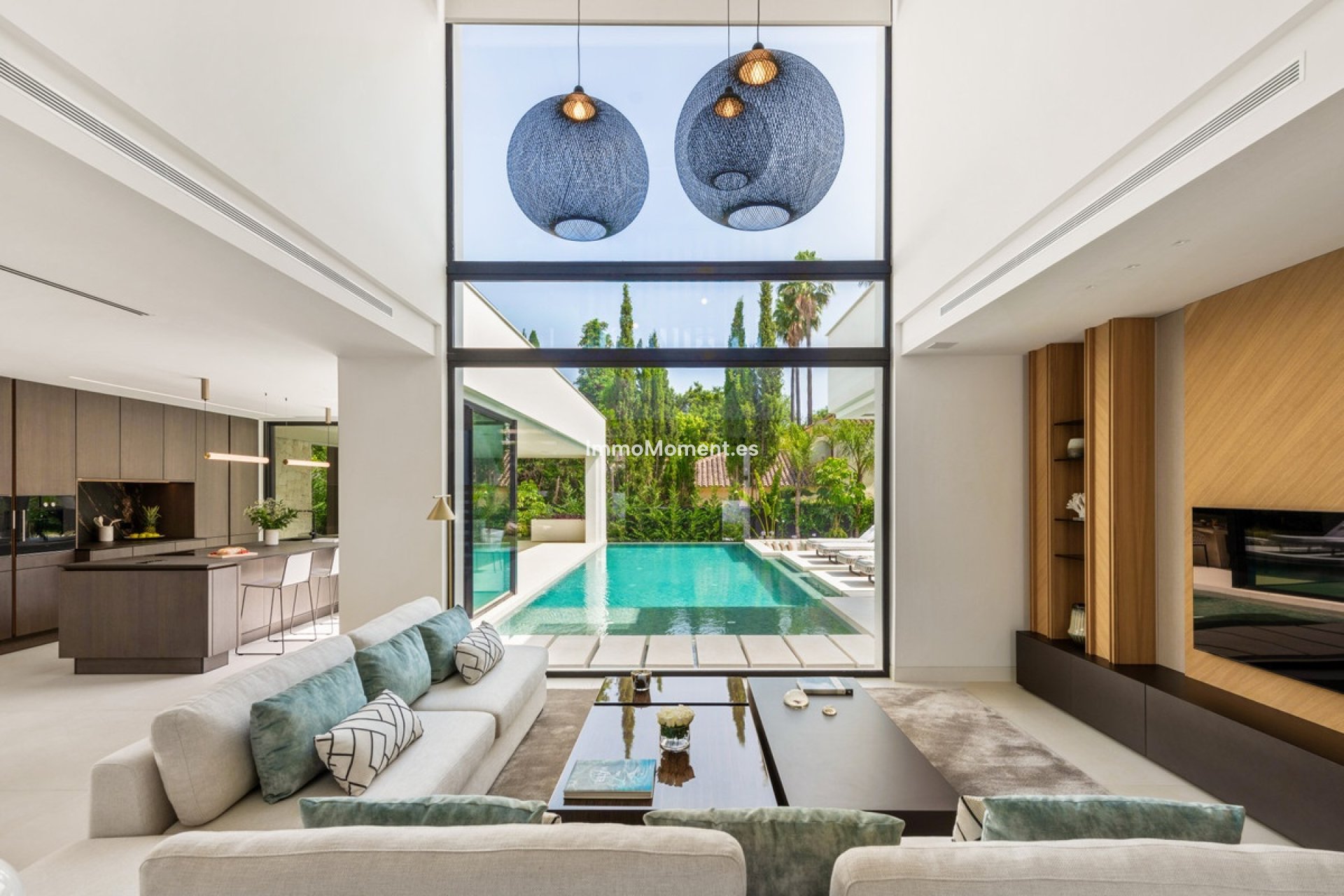 Resale - Detached villa - Marbella - Nueva Andalucía