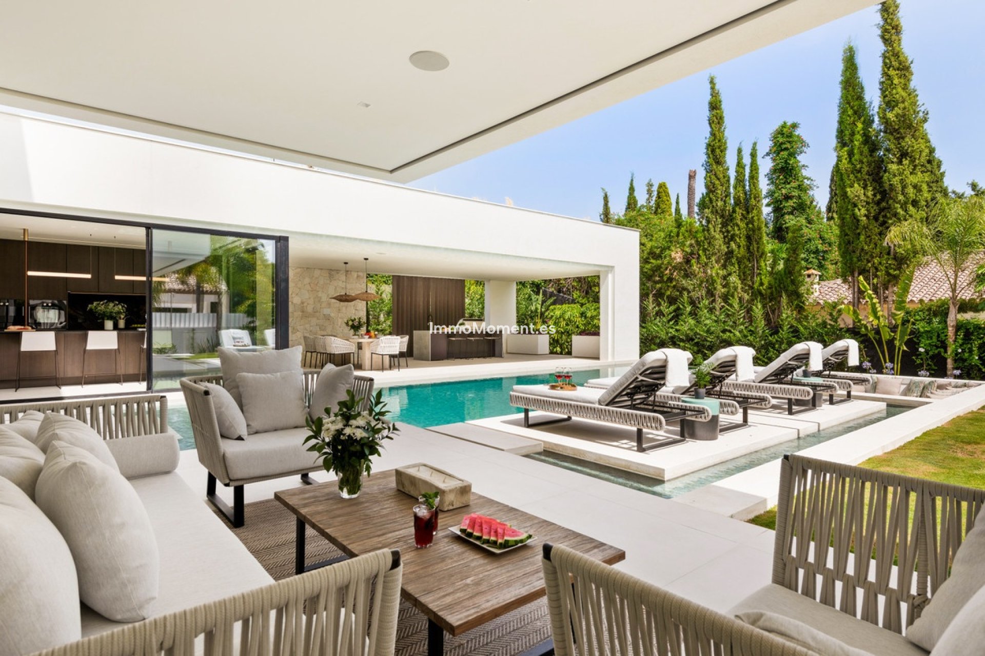 Resale - Detached villa - Marbella - Nueva Andalucía