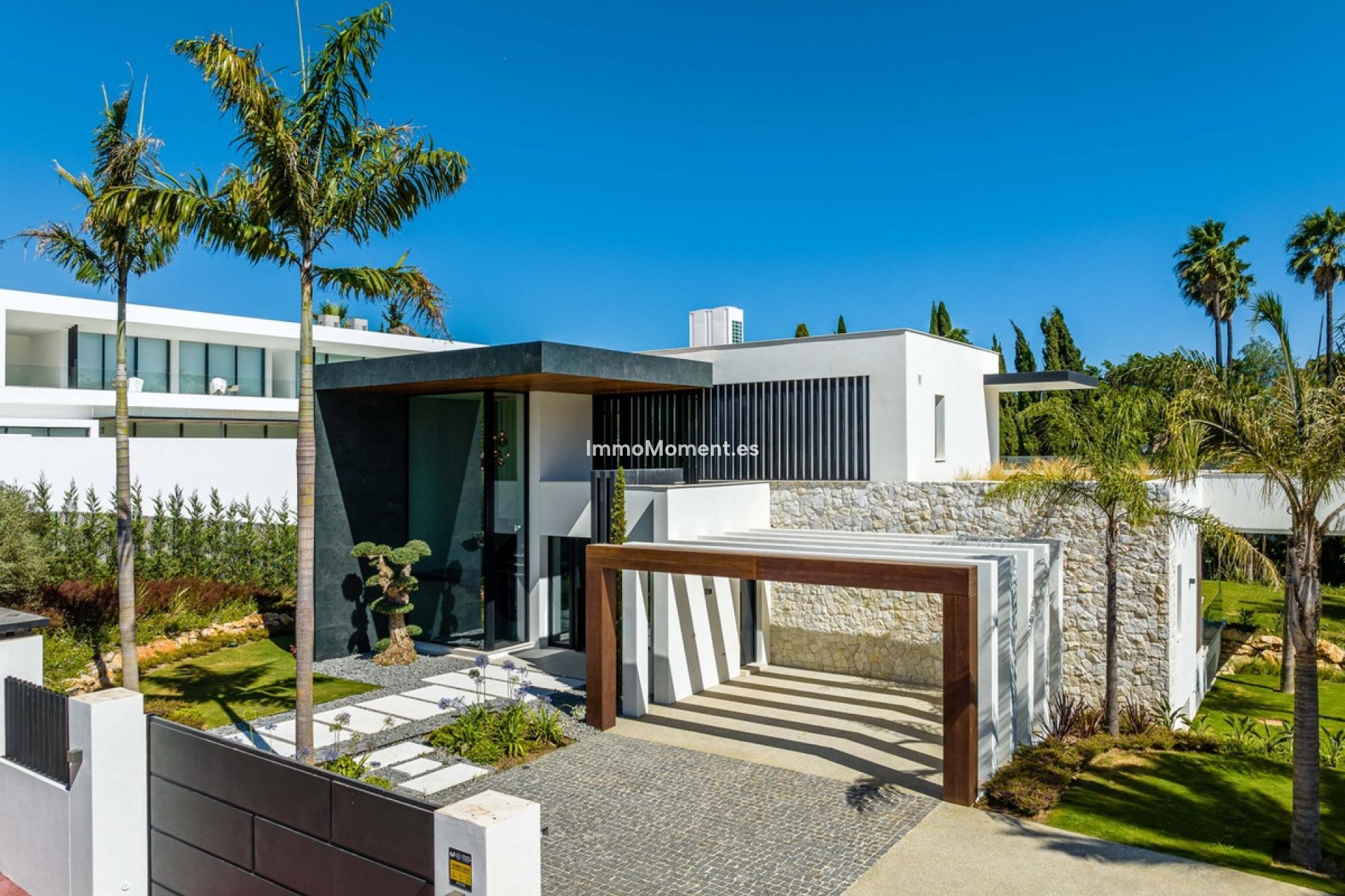 Resale - Detached villa - Marbella - Nueva Andalucía