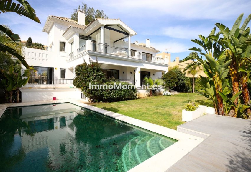 Resale - Detached villa - Marbella - Nueva Andalucía