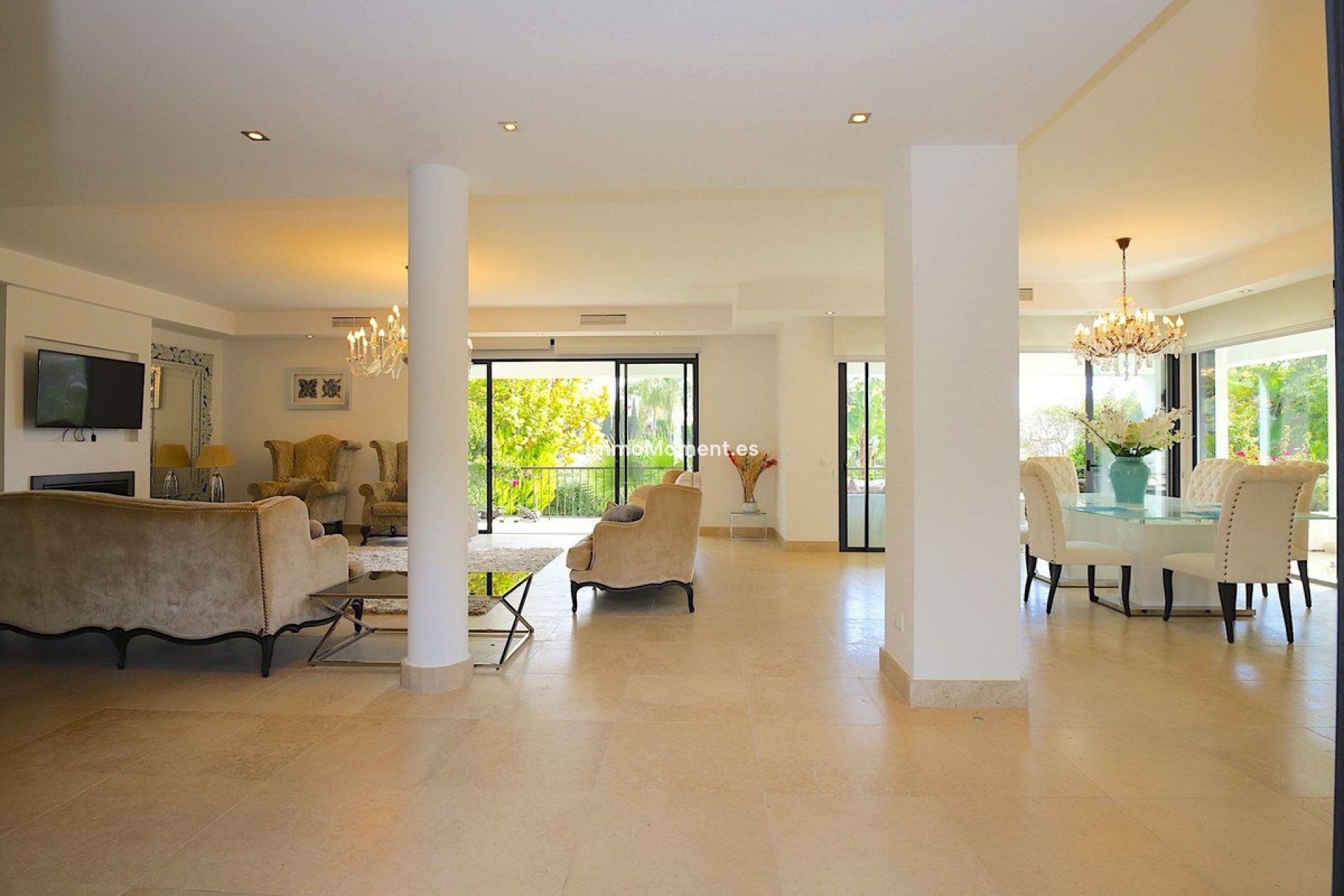 Resale - Detached villa - Marbella - Nueva Andalucía