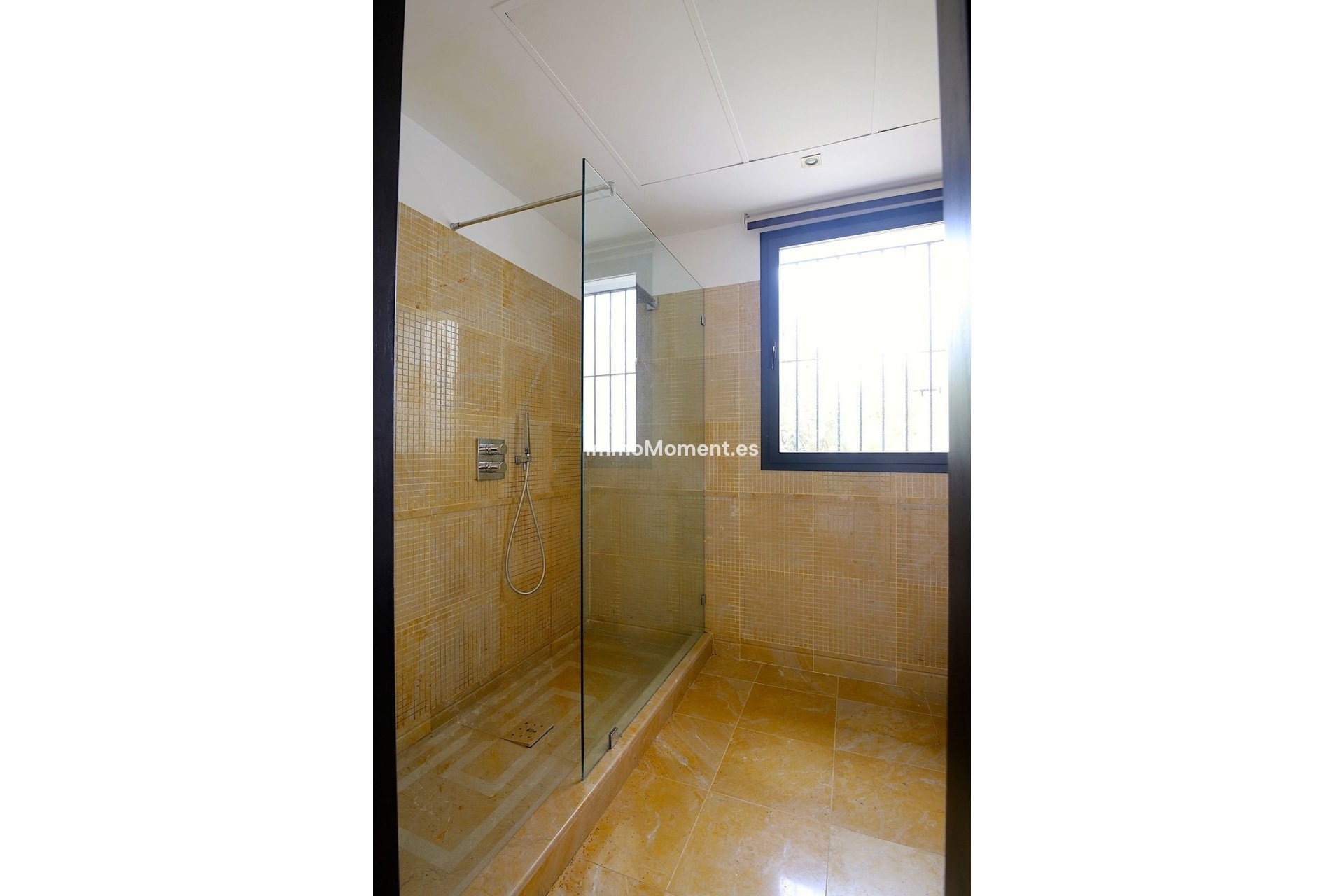Resale - Detached villa - Marbella - Nueva Andalucía