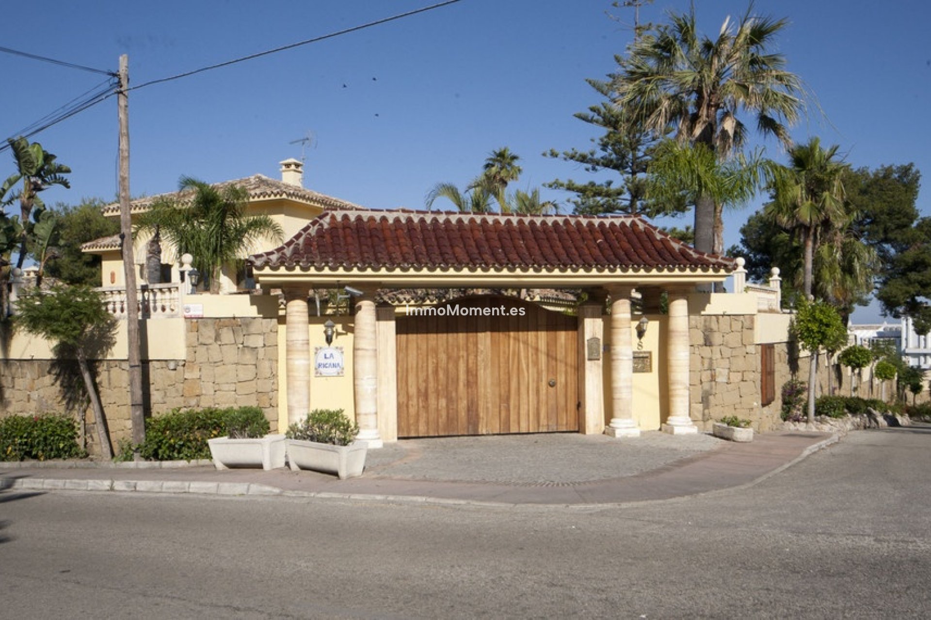 Resale - Detached villa - Marbella - Nueva Andalucía