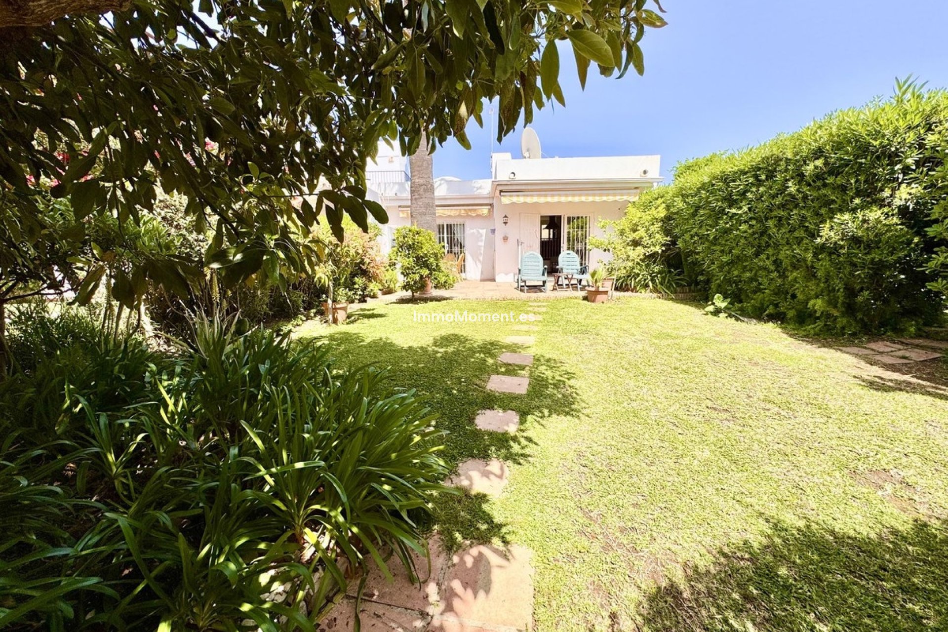 Resale - Detached villa - Marbella - Nueva Andalucía