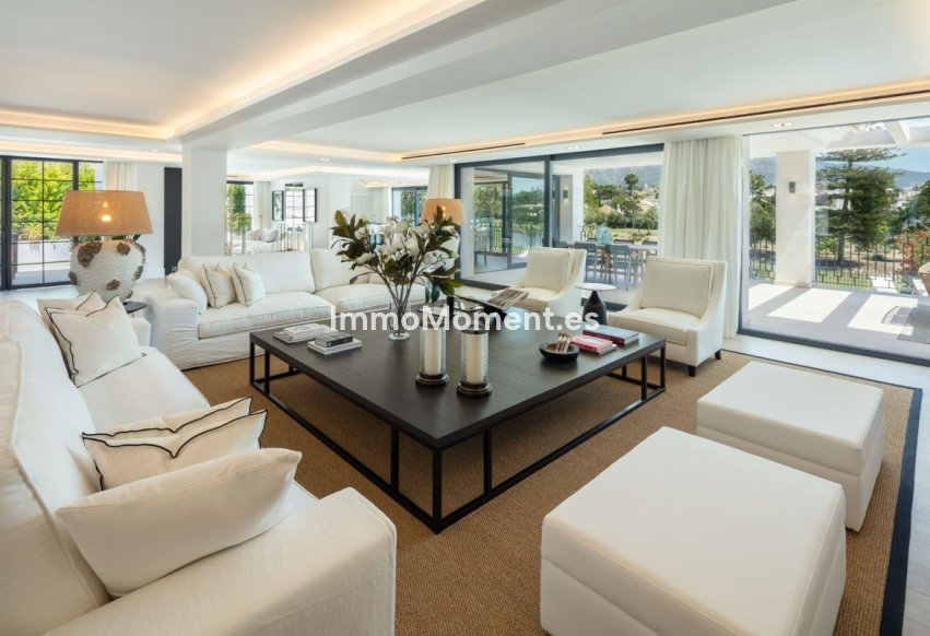 Resale - Detached villa - Marbella - Nueva Andalucía