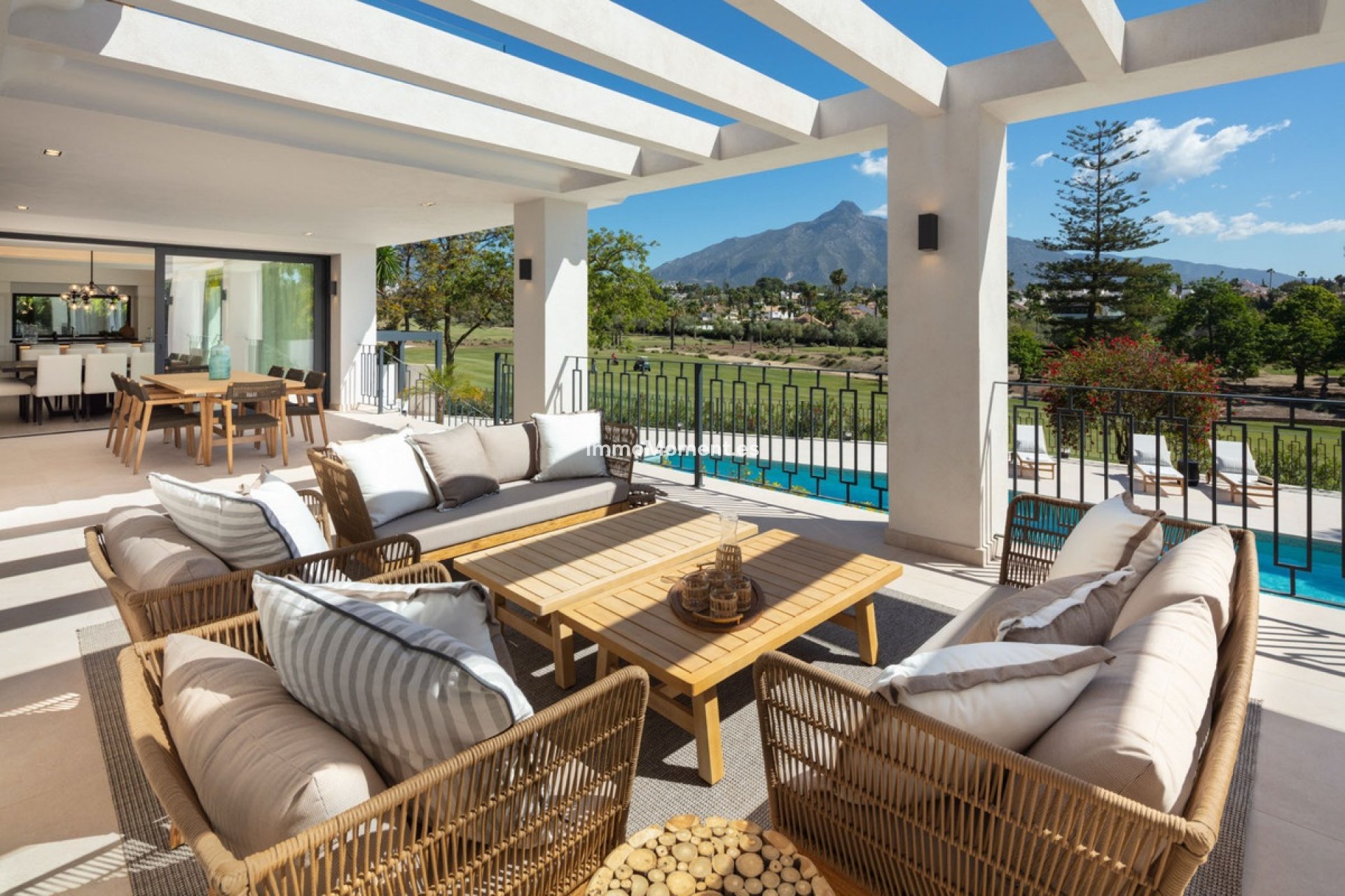 Resale - Detached villa - Marbella - Nueva Andalucía