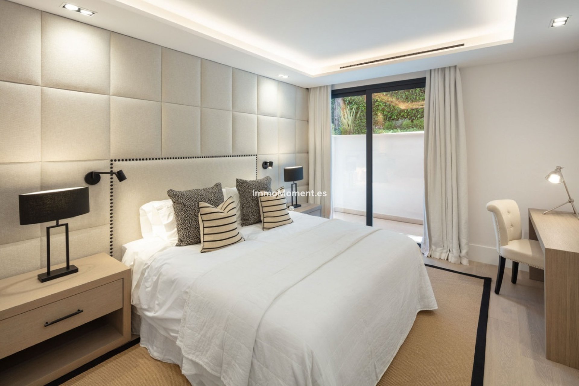 Resale - Detached villa - Marbella - Nueva Andalucía