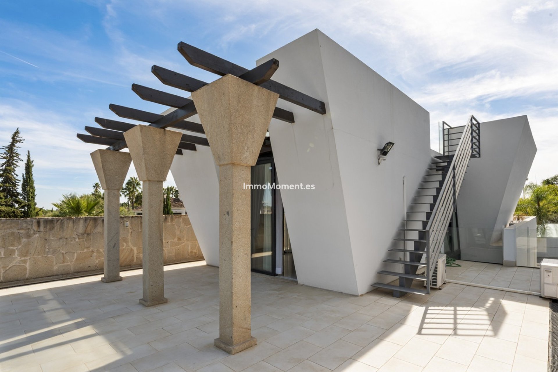 Resale - Detached villa - Marbella - Nueva Andalucía