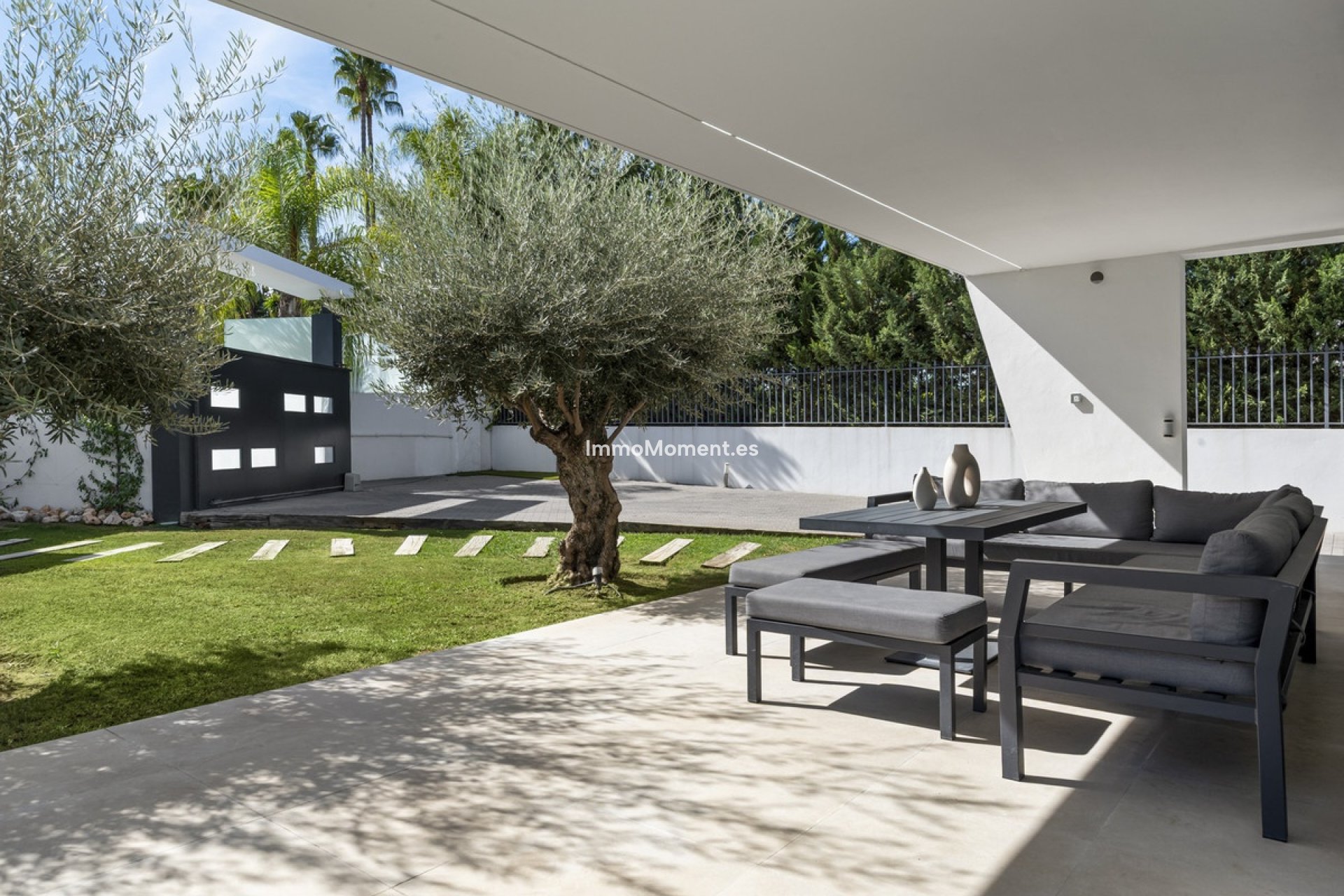 Resale - Detached villa - Marbella - Nueva Andalucía