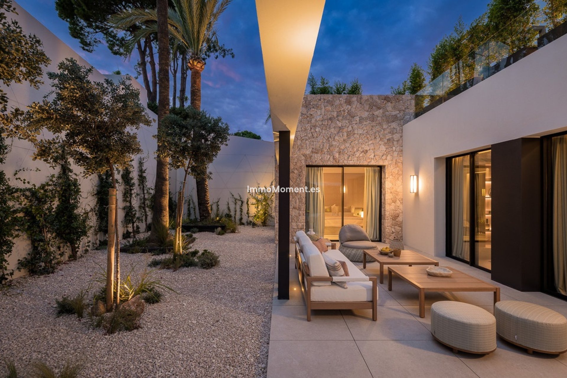Resale - Detached villa - Marbella - Nueva Andalucía