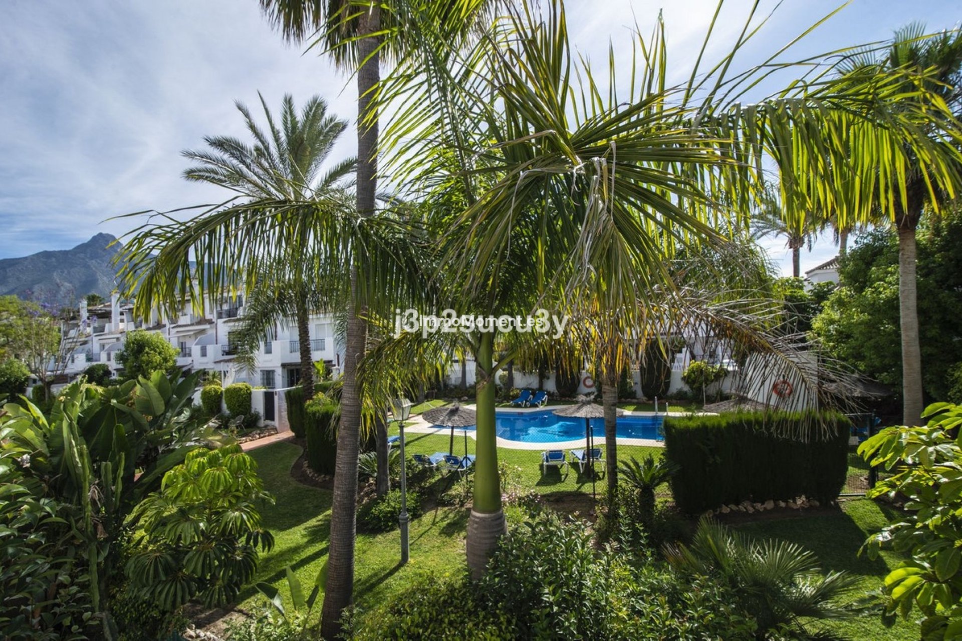 Resale - Detached villa - Marbella - Nueva Andalucía