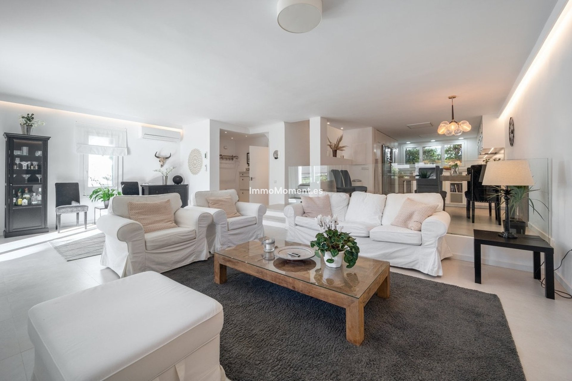 Resale - Detached villa - Marbella - Nueva Andalucía