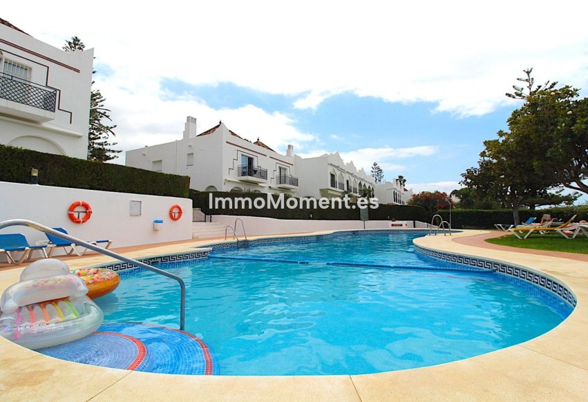 Resale - Detached villa - Marbella - Nueva Andalucía