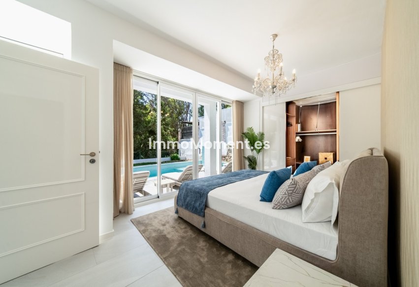 Resale - Detached villa - Marbella - Nueva Andalucía