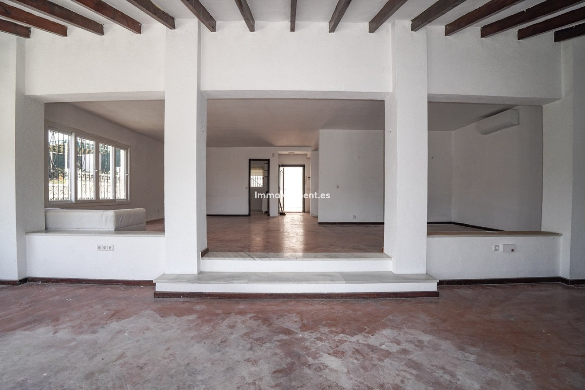 Resale - Detached villa - Marbella - Nueva Andalucía