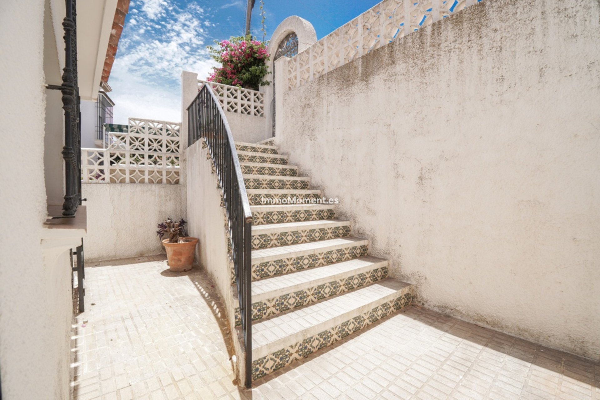 Resale - Detached villa - Marbella - Nueva Andalucía
