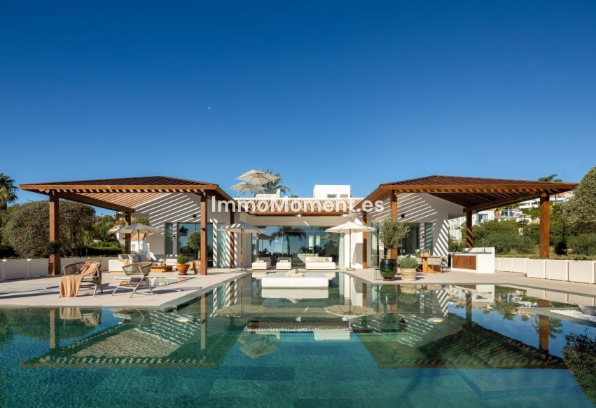 Resale - Detached villa - Marbella - Nueva Andalucía