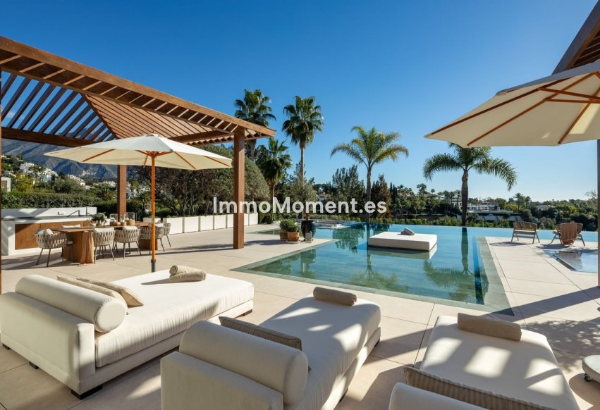 Resale - Detached villa - Marbella - Nueva Andalucía