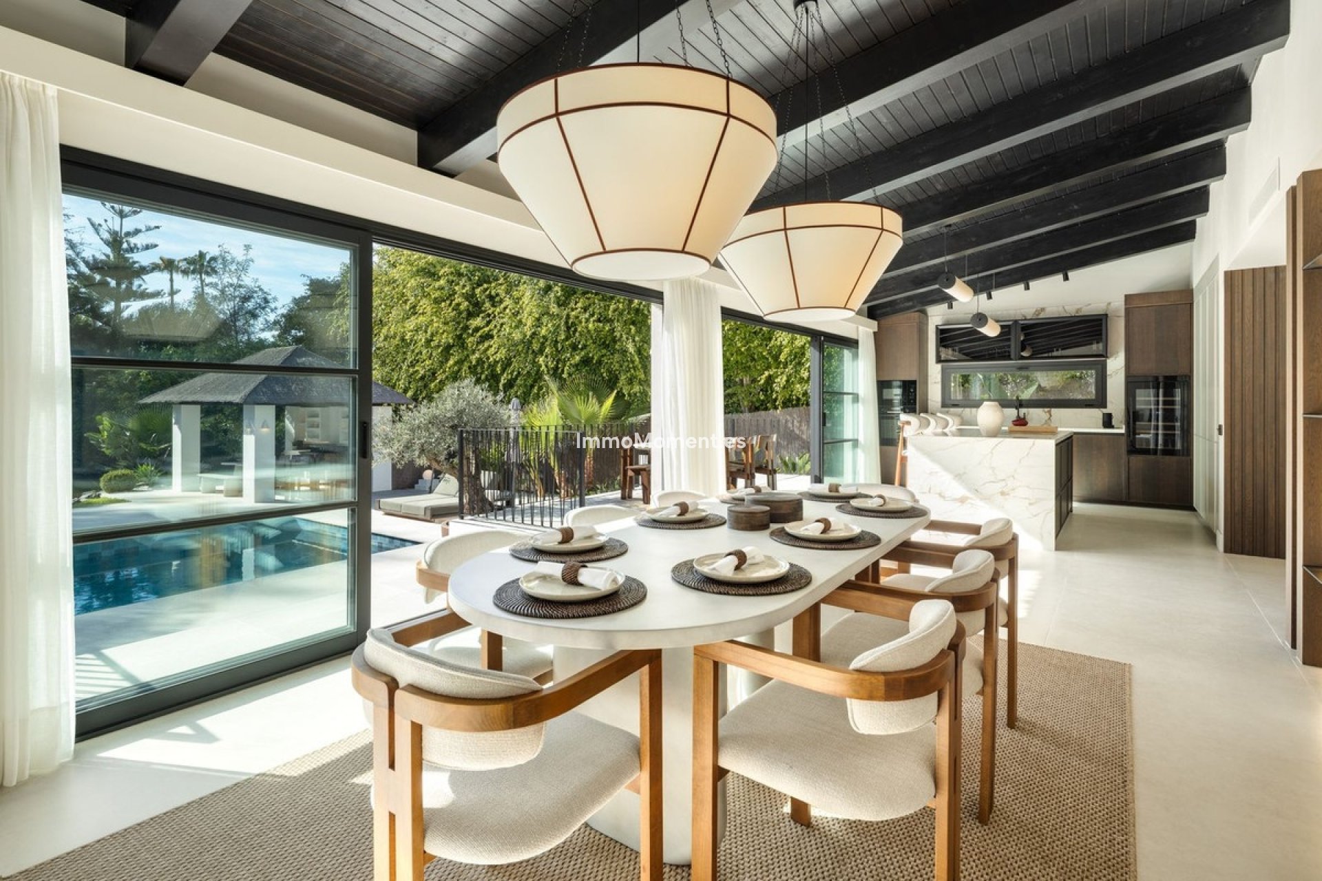 Resale - Detached villa - Marbella - Nueva Andalucía