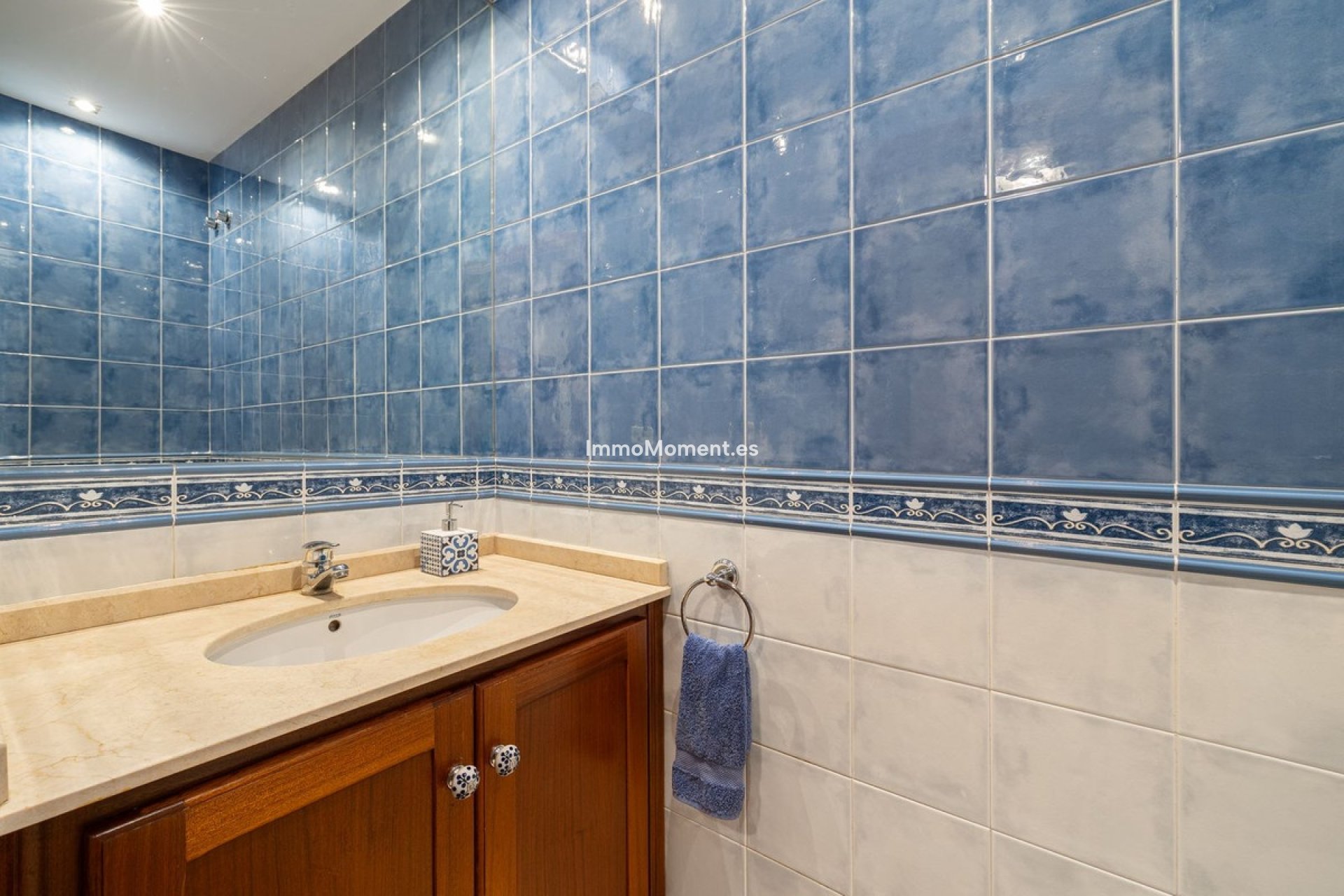 Resale - Detached villa - Marbella - Nueva Andalucía