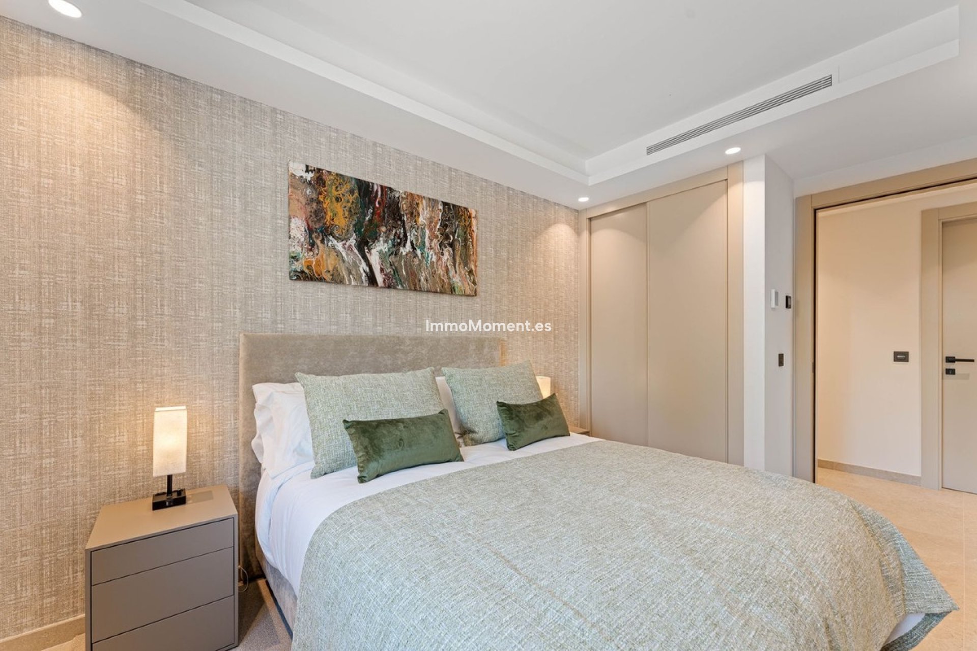 Resale - Detached villa - Marbella - Nueva Andalucía