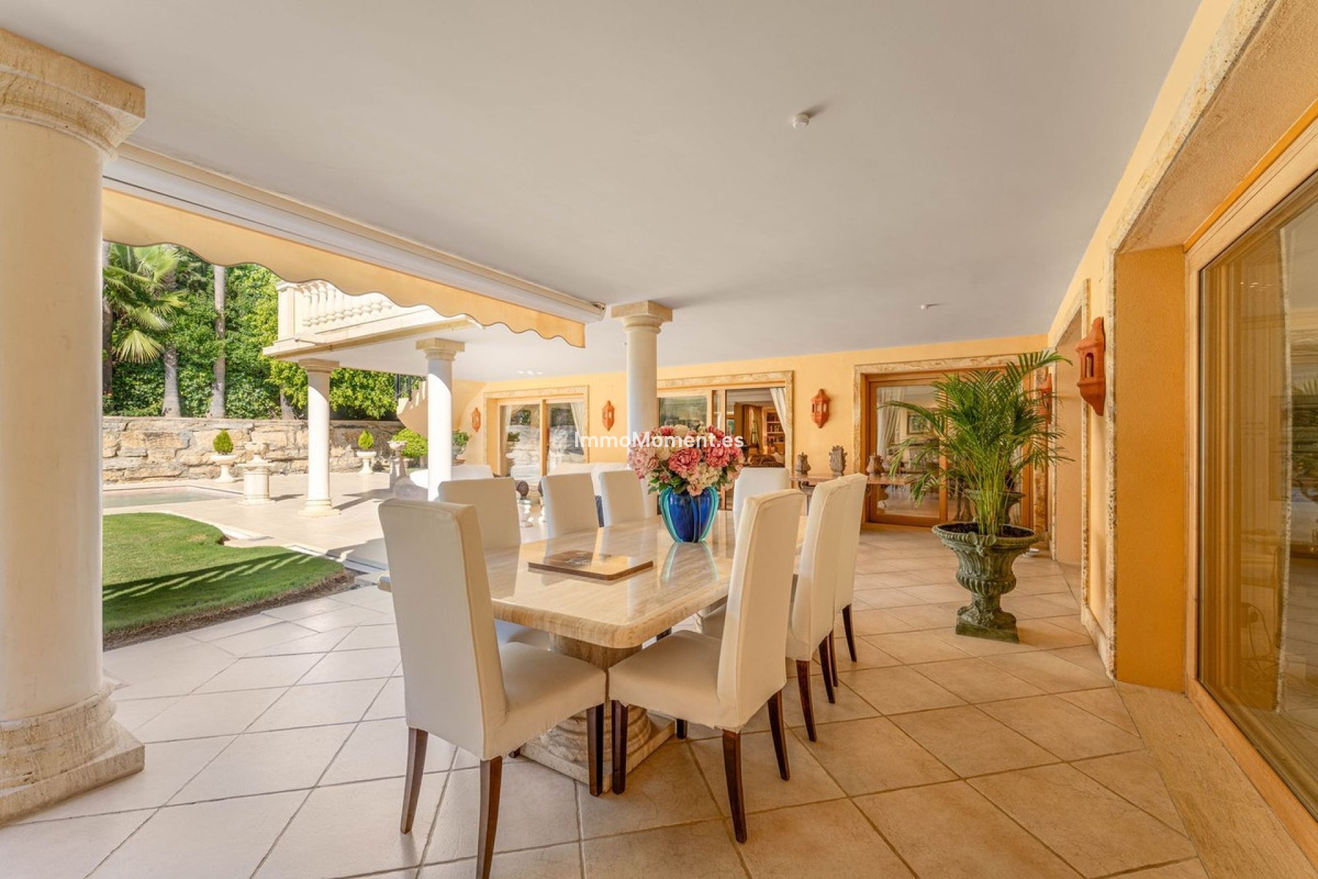 Resale - Detached villa - Marbella - Nueva Andalucía