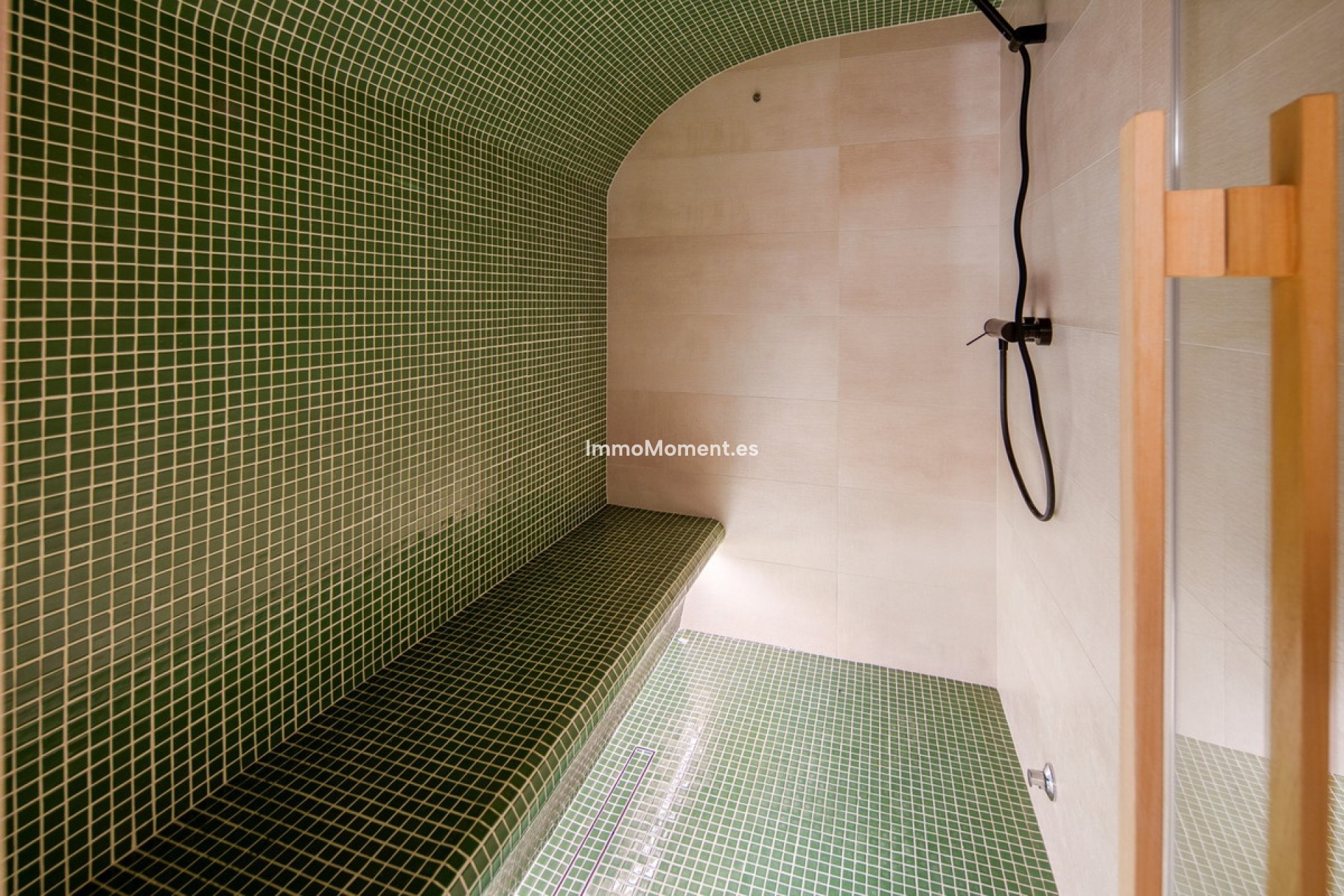 Resale - Detached villa - Marbella - Nueva Andalucía