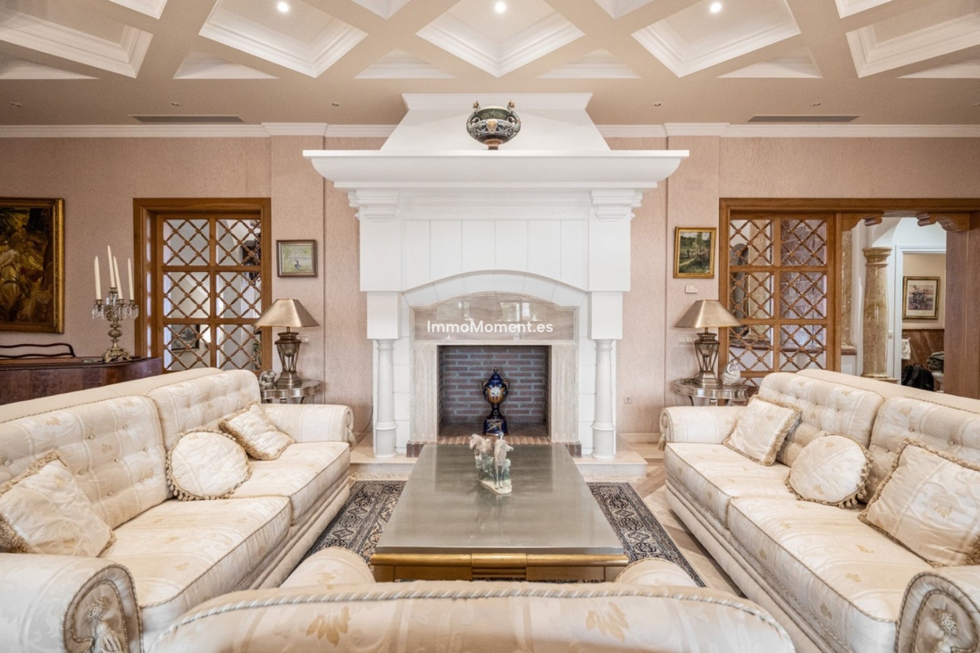 Resale - Detached villa - Marbella - Nueva Andalucía