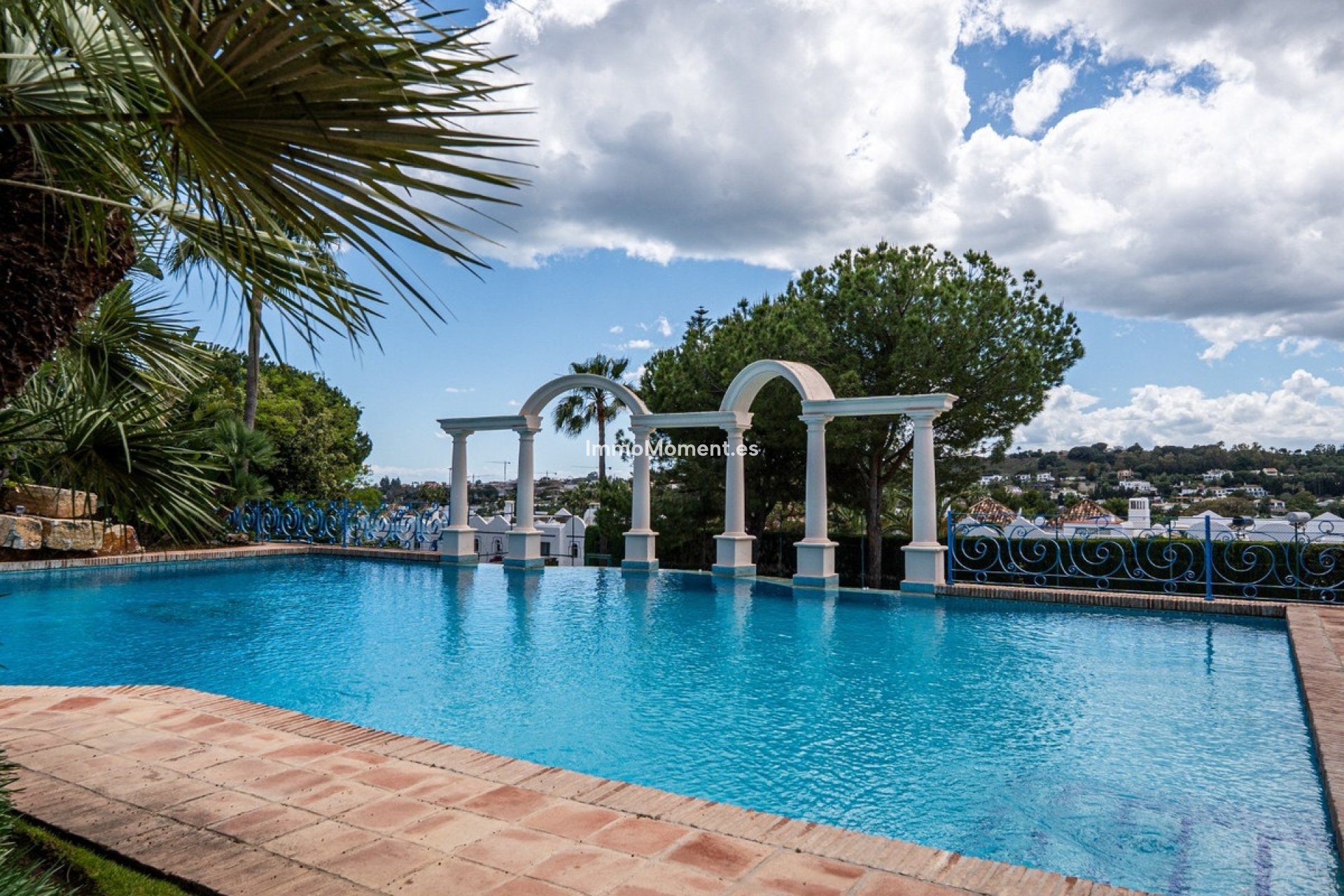 Resale - Detached villa - Marbella - Nueva Andalucía