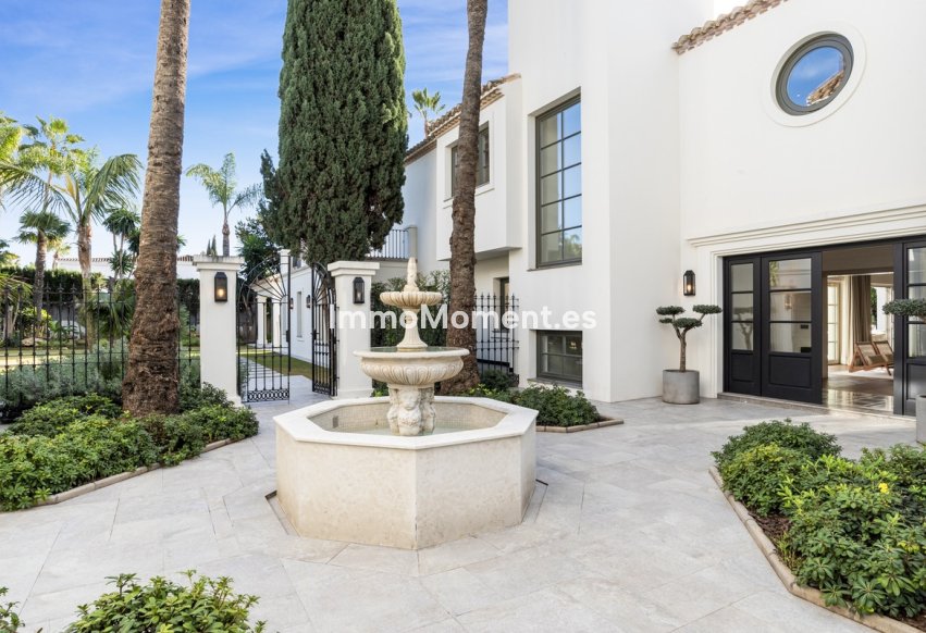 Resale - Detached villa - Marbella - Nueva Andalucía