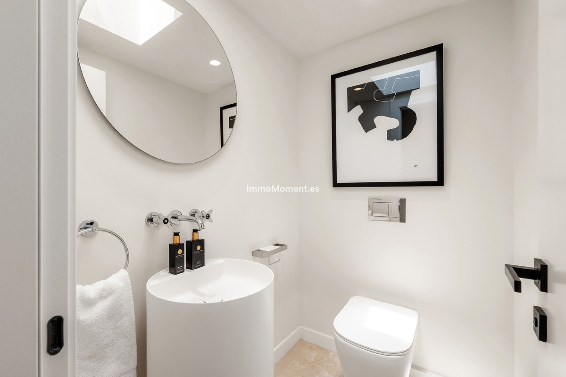 Resale - Detached villa - Marbella - Nueva Andalucía